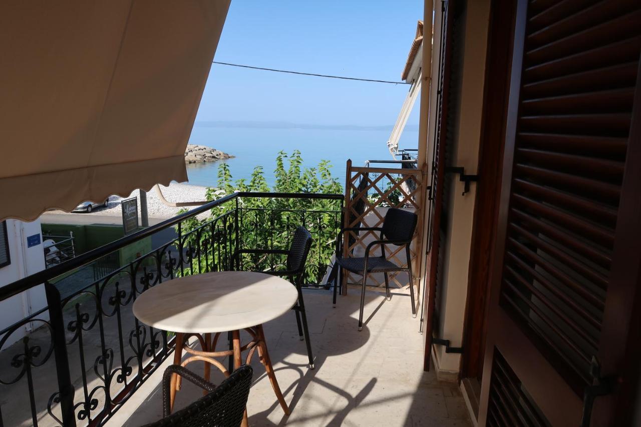 Akrogiali Beach Apartments Ngoại thất bức ảnh