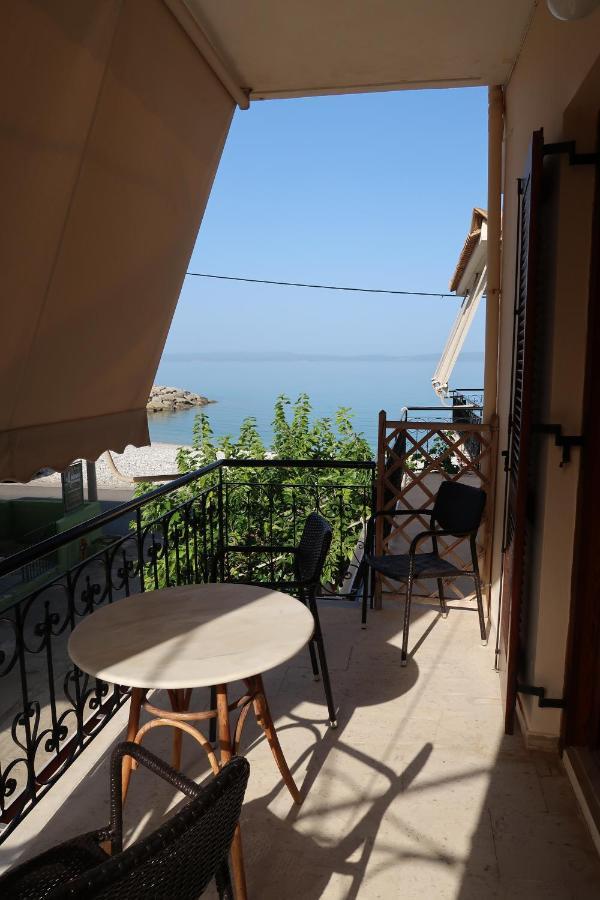 Akrogiali Beach Apartments Ngoại thất bức ảnh